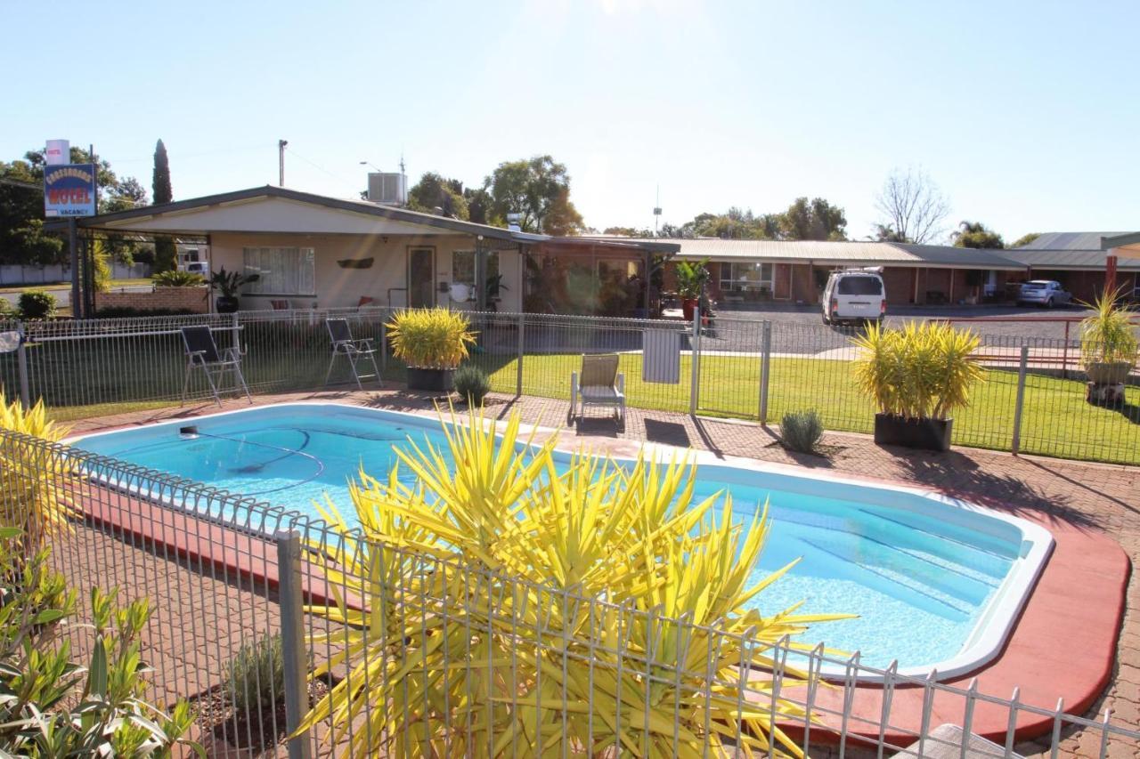 Cross Roads Motel Cobar Buitenkant foto