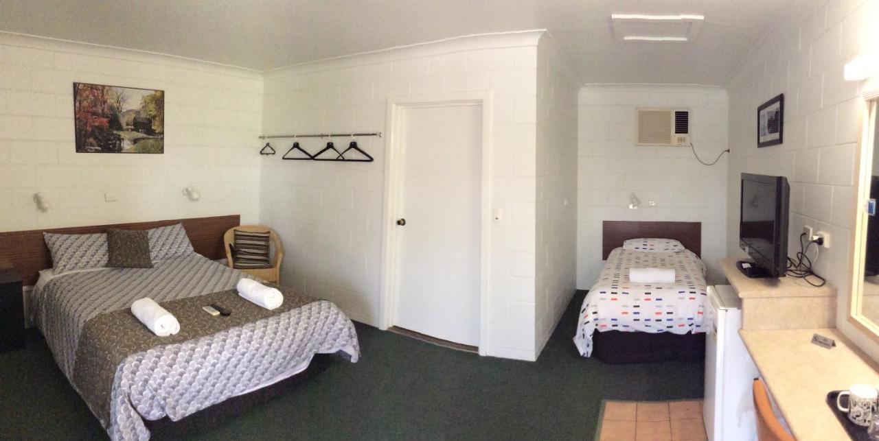 Cross Roads Motel Cobar Buitenkant foto